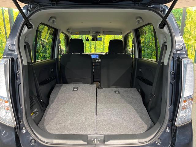 普段のお買い物や通勤、送迎等に十分な荷室スペースを確保しております。セカンドシートを倒すと、大きな荷物の積載も可能です♪