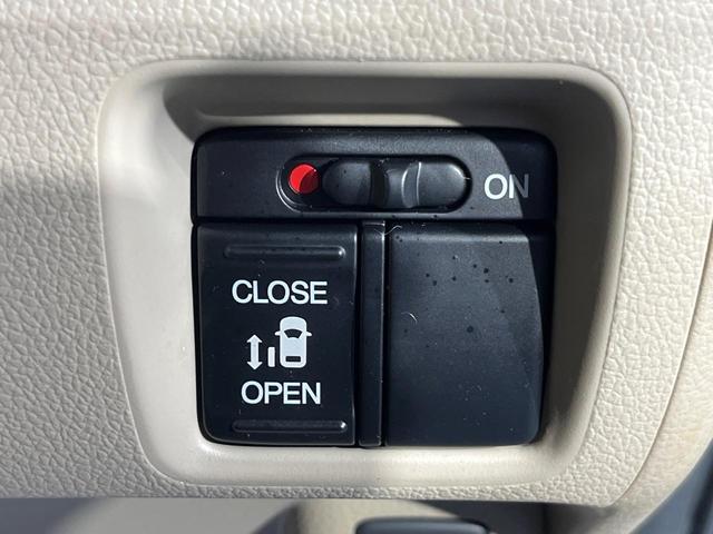 Ｎ－ＢＯＸ Ｇ・Ｌパッケージ　ＳＤナビ　電動スライドドア　ドライブレコーダー　オートエアコン　禁煙車　ＣＤ　地デジ　スマートキー　純正ホイール　アイドリングストップ　電動格納ミラー（5枚目）