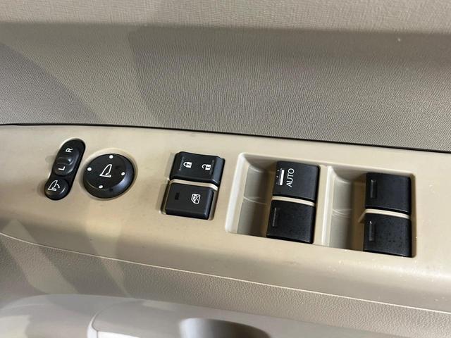 Ｎ－ＢＯＸ Ｇ・Ｌパッケージ　ＳＤナビ　電動スライドドア　ドライブレコーダー　オートエアコン　禁煙車　ＣＤ　地デジ　スマートキー　純正ホイール　アイドリングストップ　電動格納ミラー（30枚目）