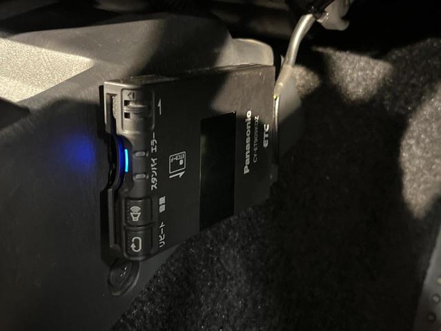 ジムニー ＸＣ　４ＷＤ　ＥＴＣ　ＣＤ　キーレス　純正アルミ　フロントフォグランプ　電動格納ミラー　パワーウィンドウ　ラゲッジルームランプ（4枚目）