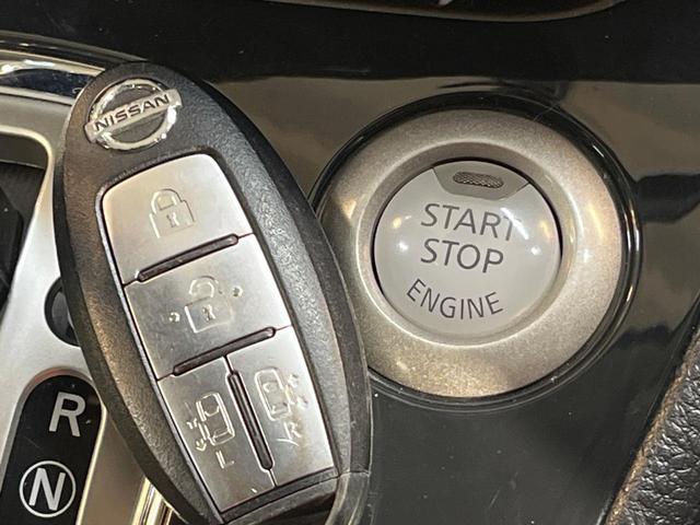 セレナ ハイウェイスター　フリップダウンモニター　純正ナビ　両側電動ドア　バックカメラ　クルーズコントロール　ＨＩＤヘッド　純正１６ＡＷ　純正革巻きステリング　リアオートエアコン　ＥＴＣ　Ｂｌｕｅｔｏｏｔｈ　ワンオーナー　禁煙（29枚目）