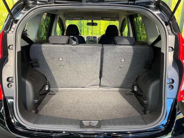 ノート Ｘ　禁煙車　スマートキー　ＥＴＣ　純正オーディオ　１４インチアルミホイール　アイドリングストップ　電動格納ミラー　ＣＤ再生　プッシュスタート　プライバシーガラス　黒内装（42枚目）