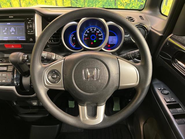 Ｎ－ＢＯＸカスタム Ｇ・Ｌパッケージ　４ＷＤ　衝突軽減ブレーキ　純正ディスプレイオーディオ　バックカメラ　電動ドア　シートヒーター　スマートキー　ＨＩＤヘッド　純正１４ＡＷ　ステリングスイッチ　オート電動格納ミラー　ワンオーナー　禁煙車（12枚目）