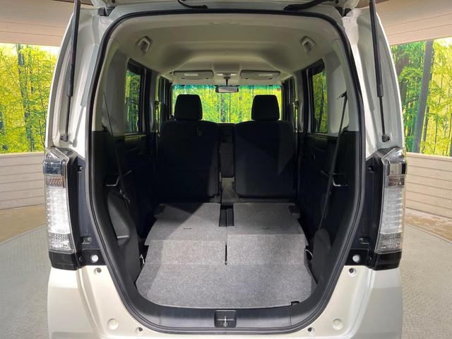 Ｎ－ＢＯＸカスタム Ｇ・Ｌパッケージ　ＳＤナビ　Ｂｌｕｅｔｏｏｔｈ　バックカメラ　電動ドア　ＥＴＣ車載器　横滑り防止装置　ＨＩＤヘッド　純正１４ＡＷ　ステリングスイッチ　スマートキー　アイドリングストップ　ワンオーナー　禁煙車（10枚目）