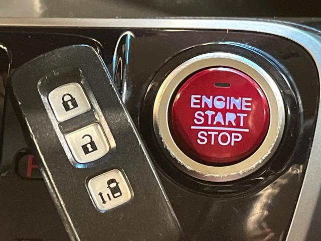 Ｎ－ＢＯＸカスタム Ｇ・Ｌパッケージ　ＳＤナビ　Ｂｌｕｅｔｏｏｔｈ　バックカメラ　電動ドア　ＥＴＣ車載器　横滑り防止装置　ＨＩＤヘッド　純正１４ＡＷ　ステリングスイッチ　スマートキー　アイドリングストップ　ワンオーナー　禁煙車（26枚目）