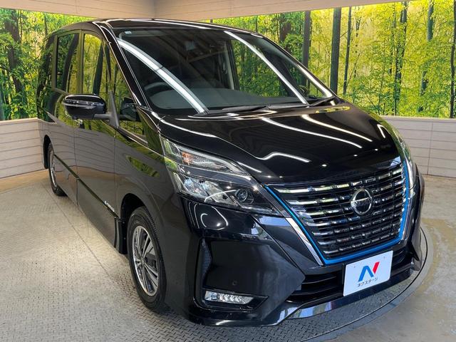 高透明度のガラス皮膜で撥水はもちろん、上質なツヤ・光沢を実現。紫外線や酸性雨から大切な愛車を保護し、色あせ・劣化を防止。「弾スプラッシュコート」、「弾プリミッサコート」からお選びいただけます。