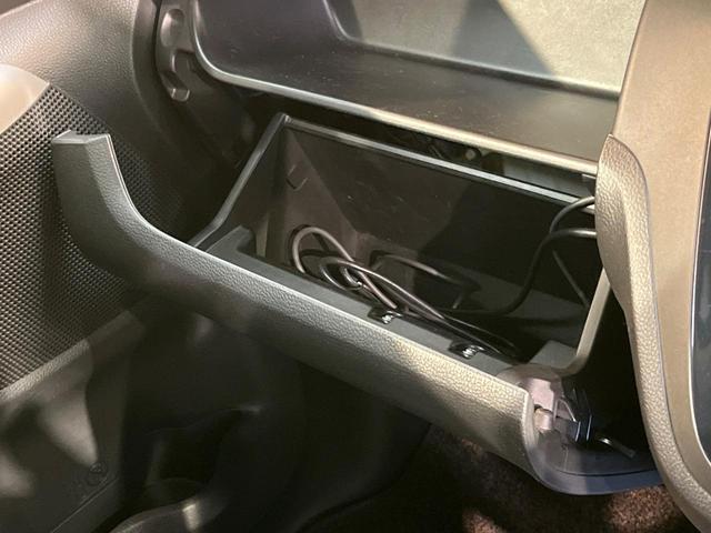 ｅＫスペースカスタム カスタムＴ　ｅ－アシスト　衝突被害軽減システム　両側電動ドア　バックカメラ　禁煙車　スマートキー　ＨＩＤヘッド　ＥＴＣ　オートライト　オートエアコン　アイドリングストップ　ＣＤ　ＤＶＤ再生　地デジ　サンシェード（33枚目）