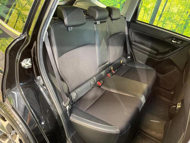 フォレスター Ｓ－リミテッド　アイサイト　Ｘ－ＭＯＤＥ　純正ナビ　バックカメラ　シートヒーター　ブラインドスポットモニター　アダプティブクルーズ　ＥＴＣ　パワーシート　ハーフレザー　ＬＥＤヘッド　純正１８ＡＷ　ワンオーナー　禁煙車（11枚目）