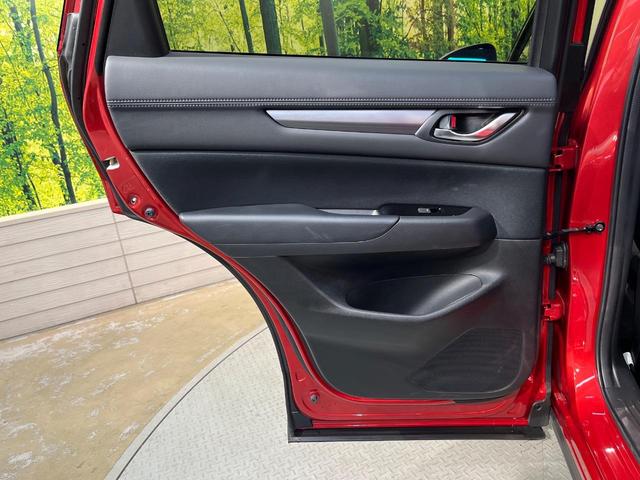 ＣＸ－５ ２０Ｓ　プロアクティブ　ＢＯＳＥサウンド　メーカーナビ　全周囲カメラ　衝突軽減ブレーキ　クリアランスソナー　レーダークルーズ　パワーバックドア　ＥＴＣ　ＬＥＤヘッド　純正１７ＡＷ　パワーシート　シートヒーター　禁煙車（43枚目）
