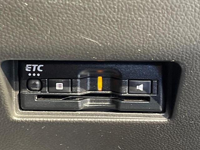 【ＥＴＣ】高速道路の料金所をストレスなく通過！話題のスポットやサービスエリアに多い「スマートＩＣ」利用時は必須のアイテムです。当店でセットアップを実施、ご納車当日からすぐにご利用いただけます！