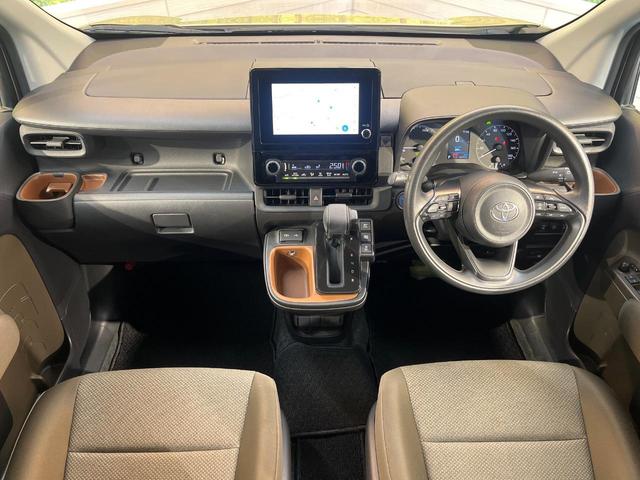 シエンタ ハイブリッドＧ　７人乗　両側電動スライド　純正８型ディスプレイオーディオ　バックカメラ　セーフティセンス　レーダークルーズ　禁煙車　コーナーセンサー　レーンキープアシスト　スマートキー　ＬＥＤヘッド　ＥＴＣ（2枚目）