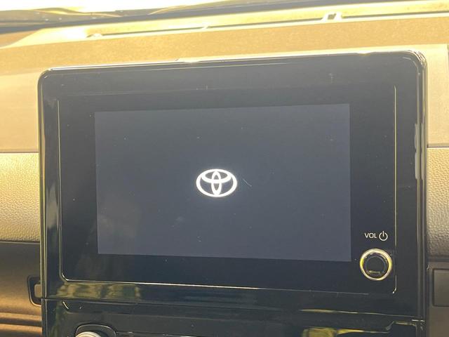 シエンタ ハイブリッドＧ　７人乗　両側電動スライド　純正８型ディスプレイオーディオ　バックカメラ　セーフティセンス　レーダークルーズ　禁煙車　コーナーセンサー　レーンキープアシスト　スマートキー　ＬＥＤヘッド　ＥＴＣ（3枚目）