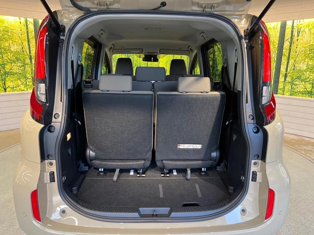 シエンタ ハイブリッドＧ　７人乗　両側電動スライド　純正８型ディスプレイオーディオ　バックカメラ　セーフティセンス　レーダークルーズ　禁煙車　コーナーセンサー　レーンキープアシスト　スマートキー　ＬＥＤヘッド　ＥＴＣ（51枚目）