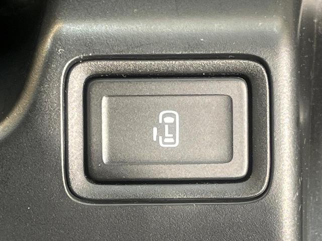 ソリオバンディット ハイブリッドＭＶ　電動スライドドア　メーカーナビ　全周囲カメラ　衝突軽減装置　禁煙車　スマートキー　クルーズコントロール　ＬＥＤヘッド　Ｂｌｕｅｔｏｏｔｈ　フルセグ　ＥＴＣ　ＣＤ／ＤＶＤ　車線逸脱警報　誤発進抑制機能（6枚目）