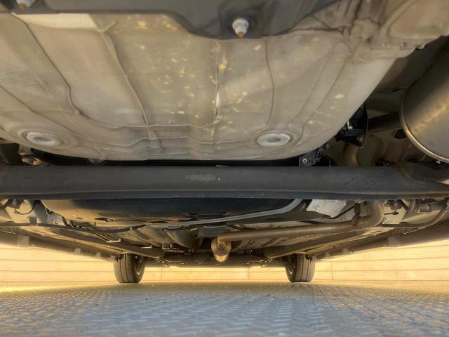 ソリオバンディット ハイブリッドＭＶ　電動スライドドア　メーカーナビ　全周囲カメラ　衝突軽減装置　禁煙車　スマートキー　クルーズコントロール　ＬＥＤヘッド　Ｂｌｕｅｔｏｏｔｈ　フルセグ　ＥＴＣ　ＣＤ／ＤＶＤ　車線逸脱警報　誤発進抑制機能（19枚目）