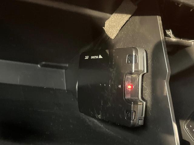 ソリオバンディット ハイブリッドＭＶ　電動スライドドア　メーカーナビ　全周囲カメラ　衝突軽減装置　禁煙車　スマートキー　クルーズコントロール　ＬＥＤヘッド　Ｂｌｕｅｔｏｏｔｈ　フルセグ　ＥＴＣ　ＣＤ／ＤＶＤ　車線逸脱警報　誤発進抑制機能（37枚目）