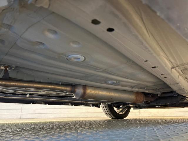 ソリオバンディット ハイブリッドＭＶ　電動スライドドア　メーカーナビ　全周囲カメラ　衝突軽減装置　禁煙車　スマートキー　クルーズコントロール　ＬＥＤヘッド　Ｂｌｕｅｔｏｏｔｈ　フルセグ　ＥＴＣ　ＣＤ／ＤＶＤ　車線逸脱警報　誤発進抑制機能（67枚目）