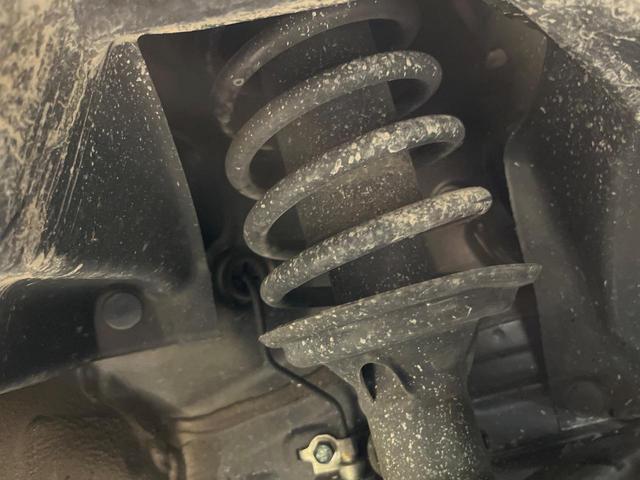 N-BOX G SSパッケージ ナビ 両側電動ドア Bluetooth スマートキー ETC車載器 オートエアコン 純正革巻きステリング ブラックインテリア 純正14AW アイドリングストップ 横滑り防止装置 ワンオーナー 禁煙車(20枚目)