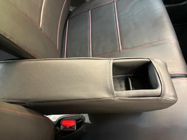 N-BOX G SSパッケージ ナビ 両側電動ドア Bluetooth スマートキー ETC車載器 オートエアコン 純正革巻きステリング ブラックインテリア 純正14AW アイドリングストップ 横滑り防止装置 ワンオーナー 禁煙車(31枚目)