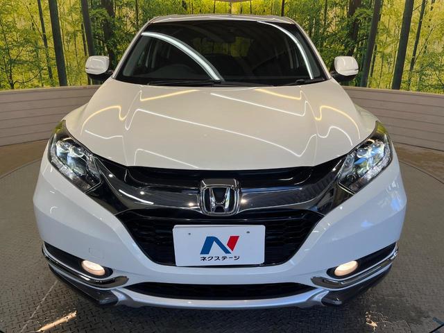 ヴェゼル ハイブリッドX 4WD 禁煙車 純正ナビ バックカメラ 衝突軽減 クルーズコントロール LEDヘッド オートライト スマートキー シートヒーター ビルトインETC 純正16AW Bluetooth フルセグTV(15枚目)