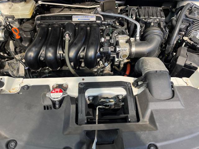 ヴェゼル ハイブリッドX 4WD 禁煙車 純正ナビ バックカメラ 衝突軽減 クルーズコントロール LEDヘッド オートライト スマートキー シートヒーター ビルトインETC 純正16AW Bluetooth フルセグTV(19枚目)