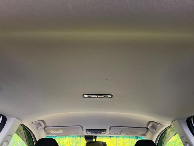 ヴェゼル ハイブリッドX 4WD 禁煙車 純正ナビ バックカメラ 衝突軽減 クルーズコントロール LEDヘッド オートライト スマートキー シートヒーター ビルトインETC 純正16AW Bluetooth フルセグTV(43枚目)