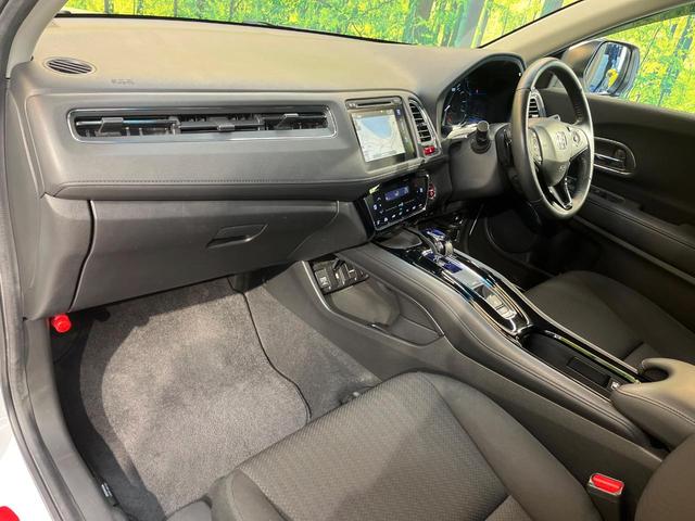 ヴェゼル ハイブリッドX 4WD 禁煙車 純正ナビ バックカメラ 衝突軽減 クルーズコントロール LEDヘッド オートライト スマートキー シートヒーター ビルトインETC 純正16AW Bluetooth フルセグTV(46枚目)