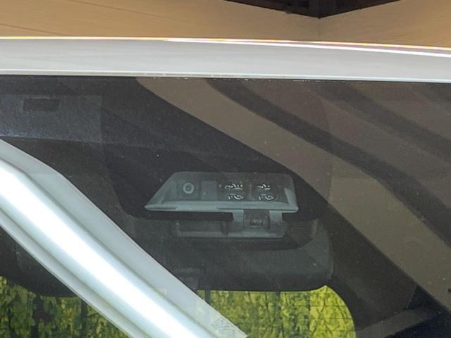 ヴォクシー ＺＳ　煌　セーフティセンス　ＢＩＧ－Ｘ９型ナビ　両側電動ドア　バックカメラ　リアオートエアコン　クルーズコントロール　ＬＥＤヘッド　純正１６ＡＷ　ＥＴＣ車載器　デュアルオートエアコン　ワンオーナー　禁煙車（5枚目）