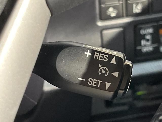 ヴォクシー ＺＳ　煌　セーフティセンス　ＢＩＧ－Ｘ９型ナビ　両側電動ドア　バックカメラ　リアオートエアコン　クルーズコントロール　ＬＥＤヘッド　純正１６ＡＷ　ＥＴＣ車載器　デュアルオートエアコン　ワンオーナー　禁煙車（8枚目）