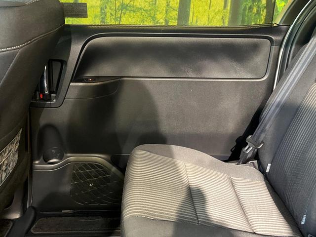 ヴォクシー ＺＳ　煌　セーフティセンス　ＢＩＧ－Ｘ９型ナビ　両側電動ドア　バックカメラ　リアオートエアコン　クルーズコントロール　ＬＥＤヘッド　純正１６ＡＷ　ＥＴＣ車載器　デュアルオートエアコン　ワンオーナー　禁煙車（46枚目）