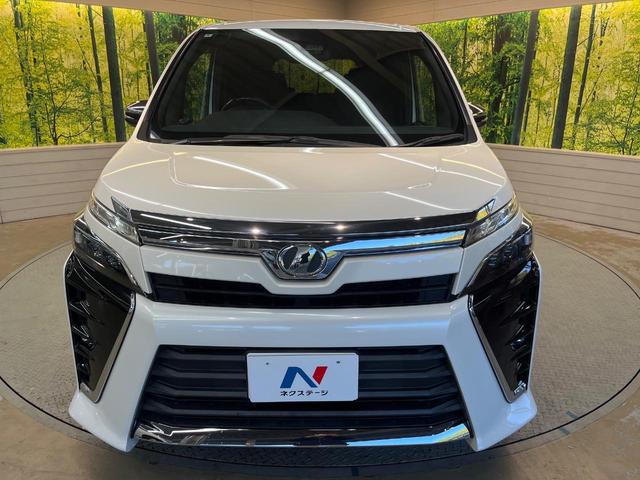 ヴォクシー ＺＳ　煌　セーフティセンス　ＢＩＧ－Ｘ９型ナビ　両側電動ドア　バックカメラ　リアオートエアコン　クルーズコントロール　ＬＥＤヘッド　純正１６ＡＷ　ＥＴＣ車載器　デュアルオートエアコン　ワンオーナー　禁煙車（57枚目）