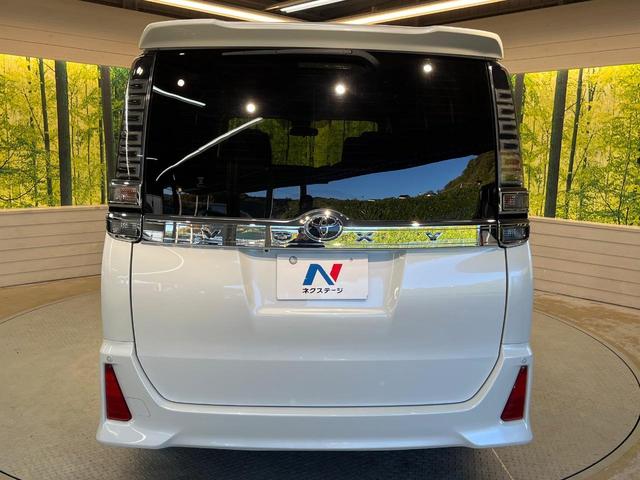 ヴォクシー ＺＳ　煌　セーフティセンス　ＢＩＧ－Ｘ９型ナビ　両側電動ドア　バックカメラ　リアオートエアコン　クルーズコントロール　ＬＥＤヘッド　純正１６ＡＷ　ＥＴＣ車載器　デュアルオートエアコン　ワンオーナー　禁煙車（61枚目）