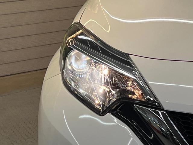 ノート Ｘ　衝突被害軽減システム　クリアランスソナー　車線逸脱警報　オーディオ　インテリジェントキー　ドラレコ　ブラックインテリア　エアコン　電動かく　ワンオーナー　禁煙車（13枚目）