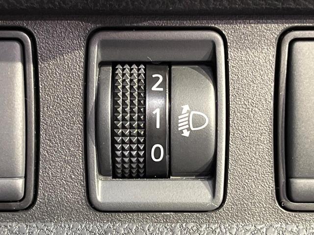 ノート Ｘ　衝突被害軽減システム　クリアランスソナー　車線逸脱警報　オーディオ　インテリジェントキー　ドラレコ　ブラックインテリア　エアコン　電動かく　ワンオーナー　禁煙車（30枚目）