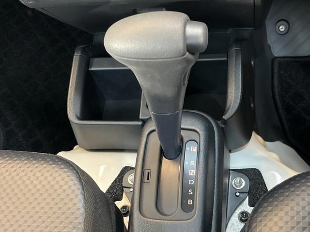 ハイゼットトラック スタンダード　４ＷＤ　ＳＤナビ　Ｂｌｕｅｔｏｏｔｈ　ＥＴＣ　クリアランスソナー　ドラレコ　アイドリングストップ　ヘッドライトレベライザー　ブラックインテリア　エアアジア　ワンオーナー　禁煙車（21枚目）