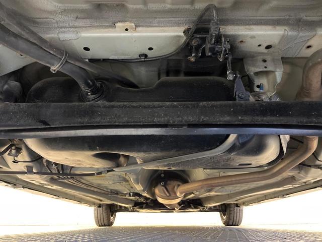 スペーシアギア ハイブリッドＸＺ　ターボ　両側電動スライド　純正８型ナビ　全周囲カメラ　衝突軽減装置　禁煙車　２トーンカラー　シートヒーター　ドラレコ　コーナーセンサー　スマートキー　Ｂｌｕｅｔｏｏｔｈ　フルセグ　ＥＴＣ　ルーフレール（19枚目）