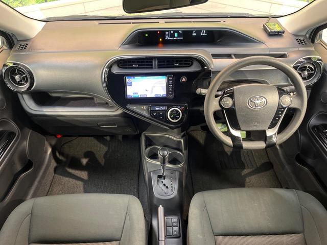 アクア Ｓスタイルブラック　セーフティセンス　純正ナビ　バックカメラ　スマートキー　Ｂｌｕｅｔｏｏｔｈ　ＥＴＣ車載器　車線逸脱警報　オートハイビーム　先行車発進お知らせ機能　ステリングスイッチ　ワンオーナー　禁煙車（2枚目）