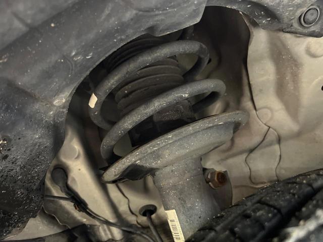 アクア Ｓスタイルブラック　セーフティセンス　純正ナビ　バックカメラ　スマートキー　Ｂｌｕｅｔｏｏｔｈ　ＥＴＣ車載器　車線逸脱警報　オートハイビーム　先行車発進お知らせ機能　ステリングスイッチ　ワンオーナー　禁煙車（20枚目）