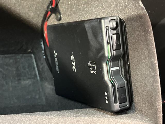 CX-5 25S スポーツアピアランス 純正10.25インチナビ 全周囲カメラ BOSEサウンド SIGNATURESTYLEエアロ 衝突軽減システム レーダークルーズ 電動リアゲート シートメモリー ETC 純正19インチアルミ(32枚目)