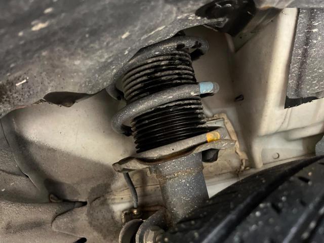 ノート Ｘ　衝突軽減ブレーキ　ＳＤナビ　ＥＴＣ車載器　ドラレコ　アイドリングストップ　インテリジェントキー　エアコン　車線逸脱警報　電動格納ミラー　プライバシーガラス　ブラックインテリア　ワンオーナー　禁煙車（18枚目）