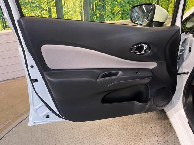 ノート Ｘ　衝突軽減ブレーキ　ＳＤナビ　ＥＴＣ車載器　ドラレコ　アイドリングストップ　インテリジェントキー　エアコン　車線逸脱警報　電動格納ミラー　プライバシーガラス　ブラックインテリア　ワンオーナー　禁煙車（34枚目）