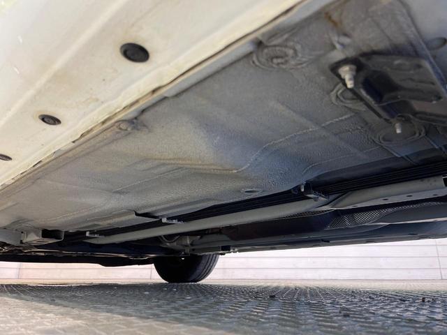 ノート Ｘ　衝突軽減ブレーキ　ＳＤナビ　ＥＴＣ車載器　ドラレコ　アイドリングストップ　インテリジェントキー　エアコン　車線逸脱警報　電動格納ミラー　プライバシーガラス　ブラックインテリア　ワンオーナー　禁煙車（59枚目）