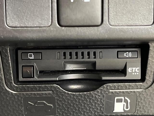 ルーミー Ｘ　衝突軽減ブレーキ　純正ナビ　バックカメラ　電動スライドドア　クリアランスソナー　Ｂｌｕｅｔｏｏｔｈ　ステリングスイッチ　スマートキー　ブラックインテリア　電動格納ミラー　ワンオーナー　禁煙車（8枚目）