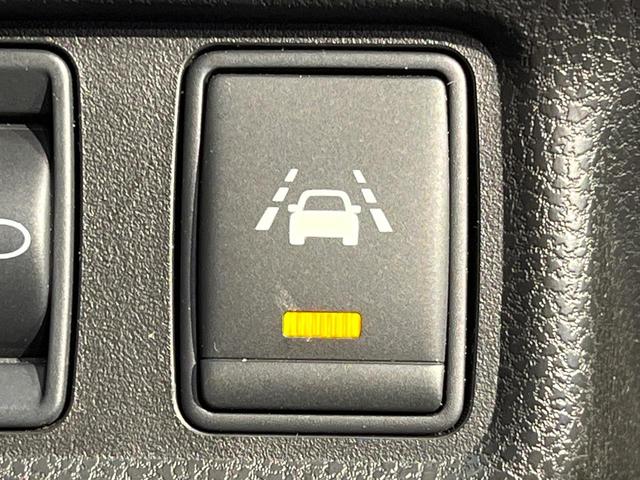 ノート Ｘ　ＤＩＧ－Ｓ　エマージェンシーブレーキパッケージ　純正ＳＤナビ　全周囲カメラ　衝突被害軽減システム　禁煙車　ドラレコ　クリアランスソナー　スマートキー　ＥＴＣ　車線逸脱警報　オートエアコン　Ｂｌｕｅｔｏｏｔｈ　ＣＤ　ＤＶＤ再生　フルセグ（27枚目）