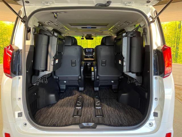 アルファード ２．５Ｓ　Ｃパッケージ　モデリスタエアロ　ツインサンルーフ　純正９型ディスプレイ　フリップダウン　デジタルミラー　ブラインドスポットモニター　両側電動ドア　パワーバックドア　３眼ＬＥＤ　純正１８アルミ　ワンオーナー　禁煙車（12枚目）