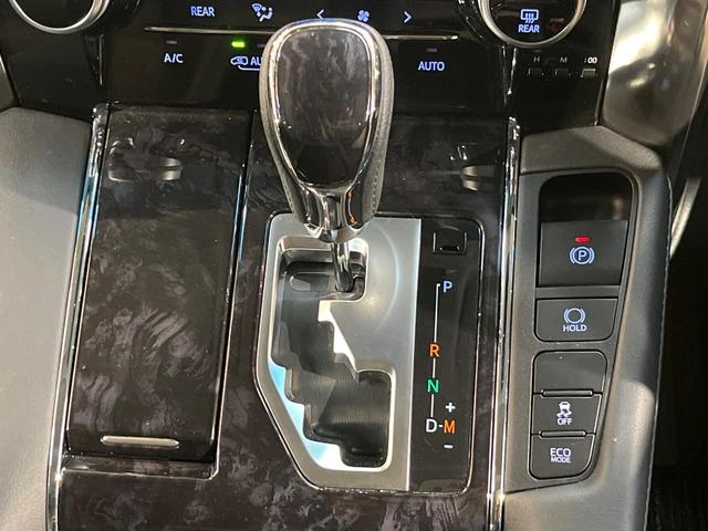 アルファード ２．５Ｓ　Ｃパッケージ　モデリスタエアロ　ツインサンルーフ　純正９型ディスプレイ　フリップダウン　デジタルミラー　ブラインドスポットモニター　両側電動ドア　パワーバックドア　３眼ＬＥＤ　純正１８アルミ　ワンオーナー　禁煙車（21枚目）