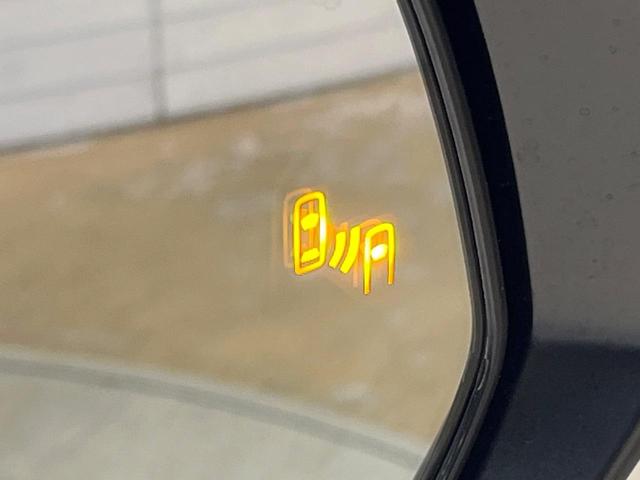 アルファード ２．５Ｓ　Ｃパッケージ　モデリスタエアロ　ツインサンルーフ　純正９型ディスプレイ　フリップダウン　デジタルミラー　ブラインドスポットモニター　両側電動ドア　パワーバックドア　３眼ＬＥＤ　純正１８アルミ　ワンオーナー　禁煙車（26枚目）