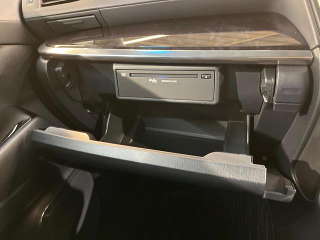 アルファード ２．５Ｓ　Ｃパッケージ　モデリスタエアロ　ツインサンルーフ　純正９型ディスプレイ　フリップダウン　デジタルミラー　ブラインドスポットモニター　両側電動ドア　パワーバックドア　３眼ＬＥＤ　純正１８アルミ　ワンオーナー　禁煙車（27枚目）
