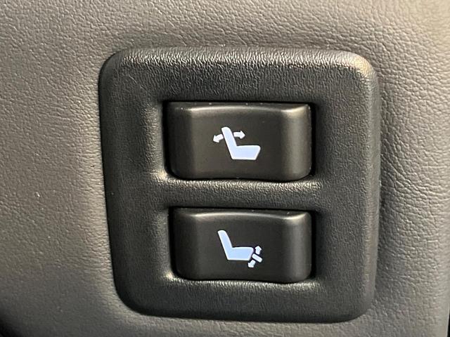 アルファード ２．５Ｓ　Ｃパッケージ　モデリスタエアロ　ツインサンルーフ　純正９型ディスプレイ　フリップダウン　デジタルミラー　ブラインドスポットモニター　両側電動ドア　パワーバックドア　３眼ＬＥＤ　純正１８アルミ　ワンオーナー　禁煙車（38枚目）