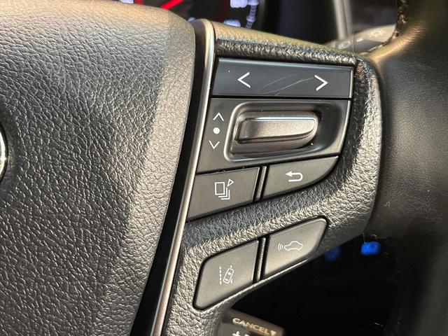 アルファード ２．５Ｓ　Ｃパッケージ　モデリスタエアロ　ツインサンルーフ　純正９型ディスプレイ　フリップダウン　デジタルミラー　ブラインドスポットモニター　両側電動ドア　パワーバックドア　３眼ＬＥＤ　純正１８アルミ　ワンオーナー　禁煙車（43枚目）